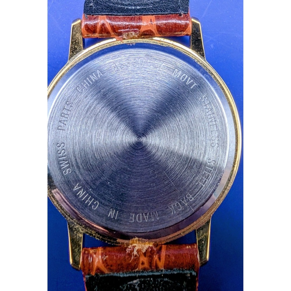 Classic Dressy Round Gold Tone Brown Leather Strap, Analog, Watch New Battery - Picture 5 of 7